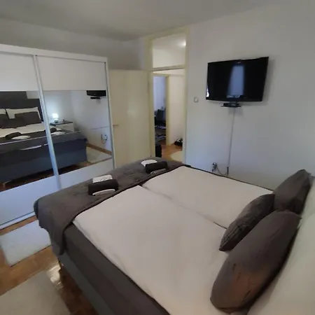 Lena Exclusive Apartment