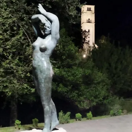 アパート Lena Exclusive