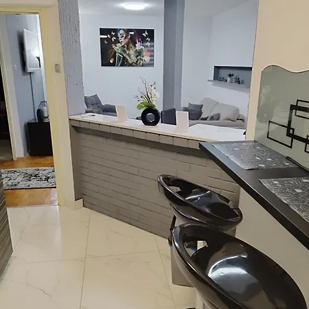 Lena Exclusive * Bihać